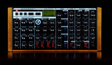 Minimoog Voyager Rack Mount Edition
